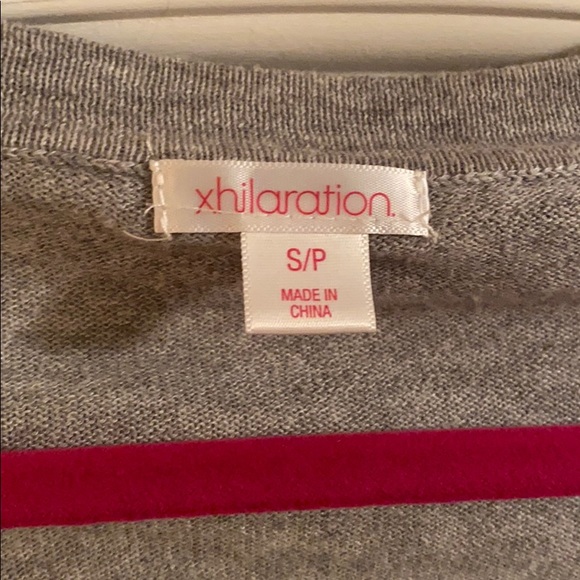 Grey V-neck button down Cardigan - Picture 4 of 7